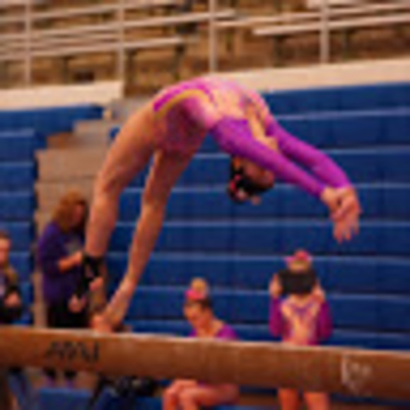 Meet your Posher, Ana - Picture 1 of 1